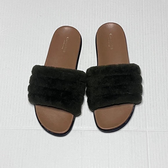 Garnet Hill Daria Slides - Picture 5 of 11